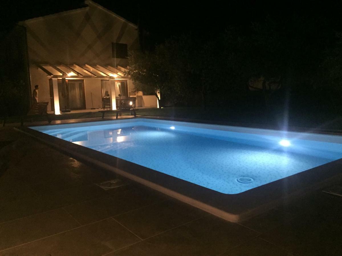 Pool Premium Apartment Vrsar Exteriör bild